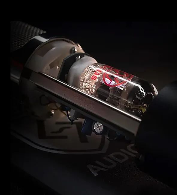 Lauten Audio LA-320 V2：獨立音樂人有他就夠，萬能且質(zhì)感爆表的電子管麥克風(fēng)